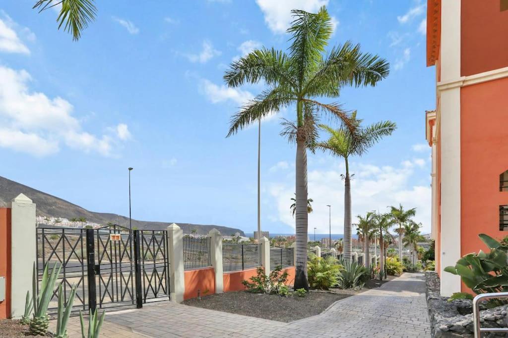 Villa Luxury House Granada Park à Arona  Extérieur photo
